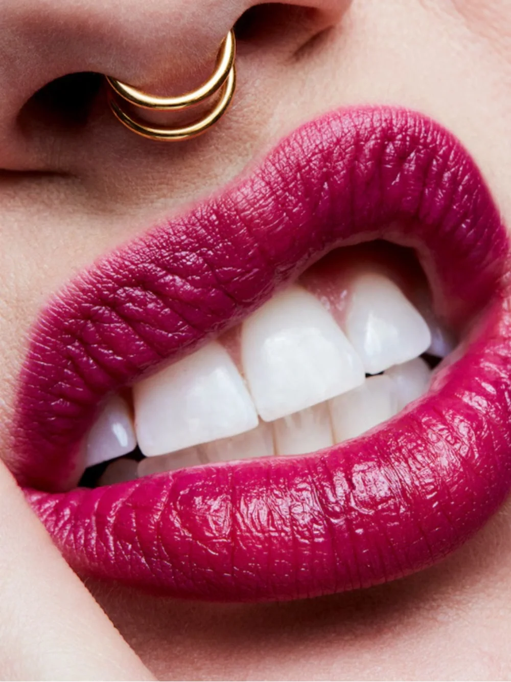 MAC Satin Lipstick - Rebel